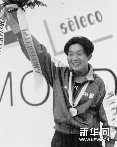 揭秘体坛反目闹剧:奥运冠军检举教练扣"粮饷"