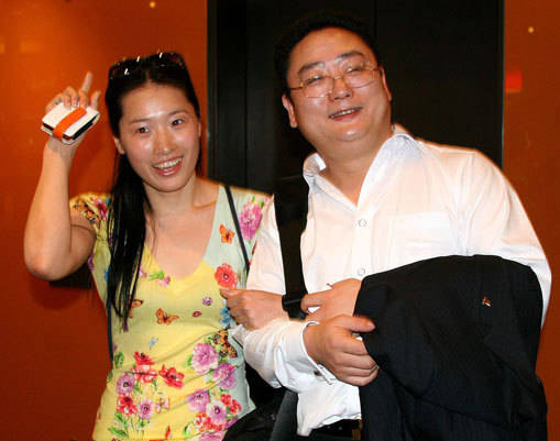 揭秘体坛反目闹剧:奥运冠军检举教练扣"粮饷"