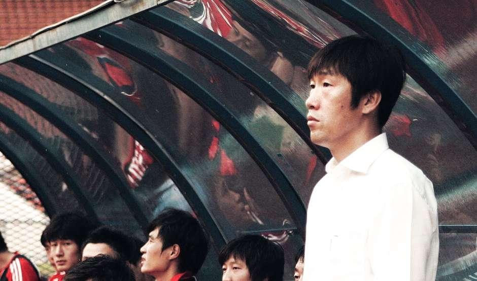 老照片:高洪波任国足主帅 回顾执教“上半时” 老照片:高洪波任国足主帅 回顾执教“上半时”