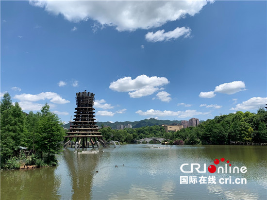 小城发展看璧山丨云巴穿行“公园之城” 筑起生态宜居之路_fororder_5_副本