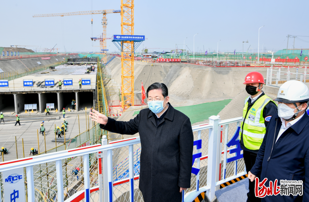 王東峰:認真落實常態化疫情防控措施 加快項目建設創造“雄安品質”