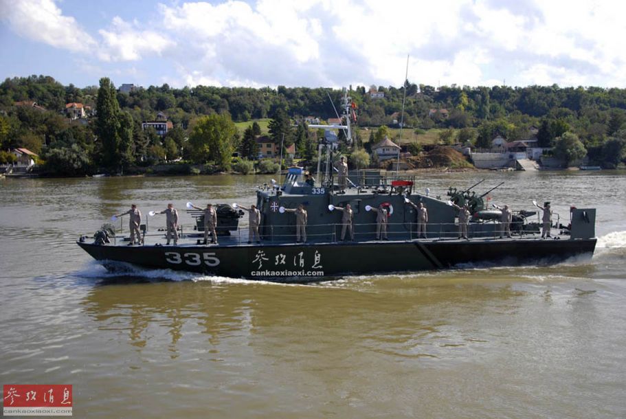 罗马尼亚内河炮艇图片