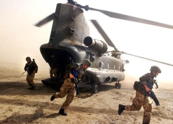 英特种部队穿黑袍扮女人 闯入IS击杀高层