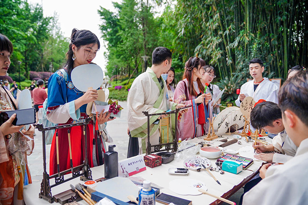 成都市总工会单身职工汉风主题活动在浣花溪公园举行_fororder_活动现场--供图--成都市总工会-(2)