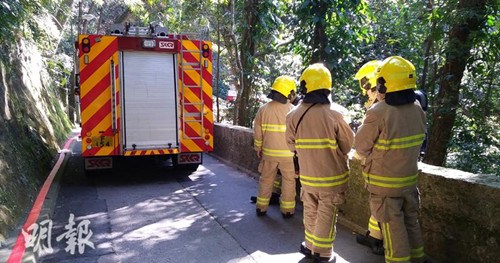 香港一山頂發現戰時炸彈 警方到場引爆（圖）