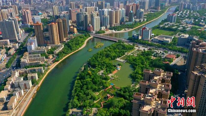 Lihat Korla dari Udara_fororder_xj1