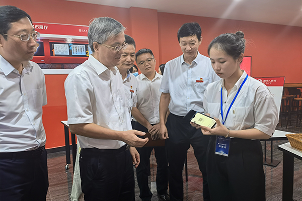 【教育频道 热点新闻】“三亚很荣幸 三亚很骄傲” 三亚市委书记周红波调研考察三亚学院