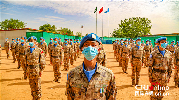 中国第16批赴苏丹维和工兵分队荣获联合国“和平荣誉勋章”_fororder___172.100.100.3_temp_9500033_1_9500033_1_1_681c5429-5837-449e-8e9f-2386ee6daef2