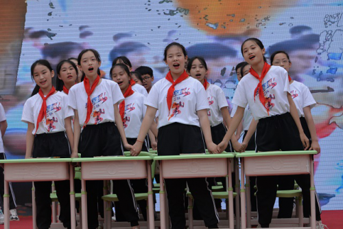 郑州市郑东新区康平小学举办庆“六一”系列活动