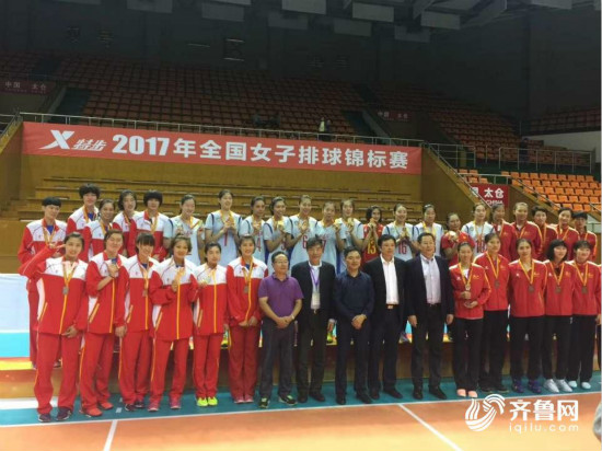 全国女排锦标赛落幕 山东女排夺得亚军 全国女排锦标赛落幕 山东女排夺得亚军_fororder_f22939fdca536144b7e4e71d939921fc_iqilu_meitu_4