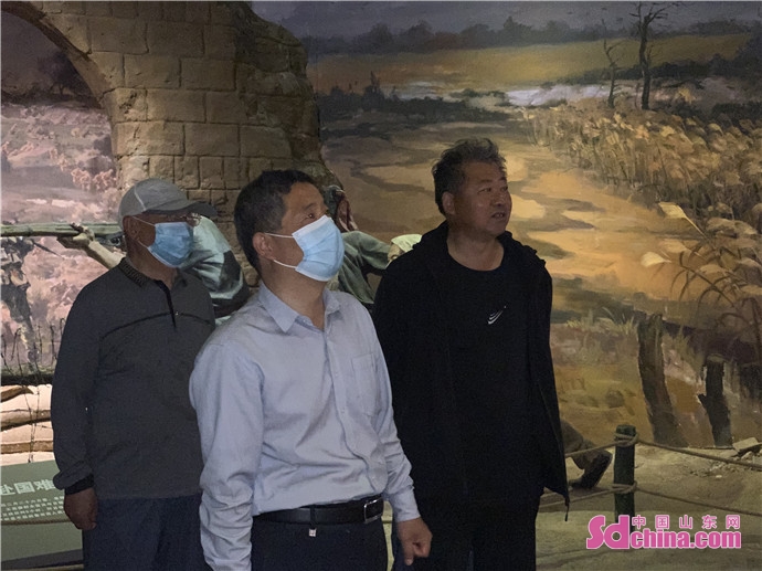 菏泽高新区马岭岗镇解北村组织党员接受红色教育