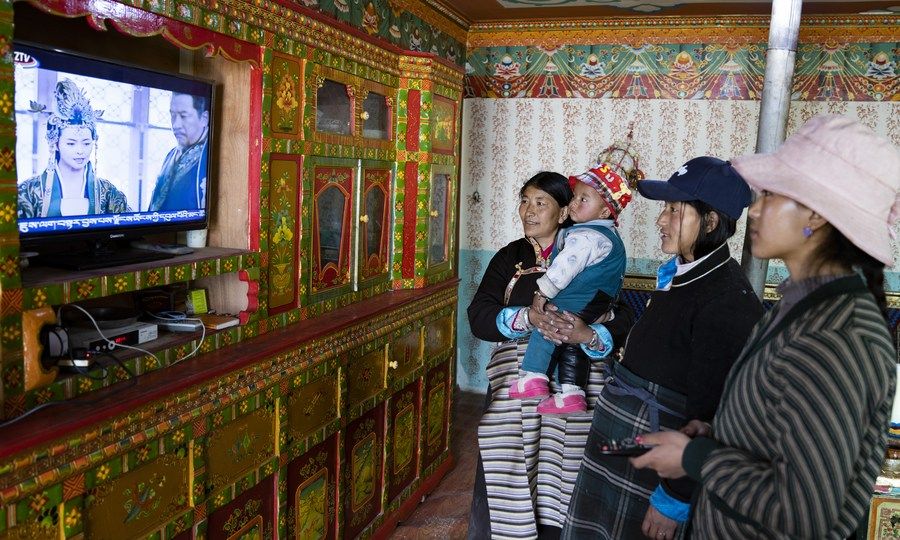 中國寶“藏”|穩定增收 西藏農牧民闊步走向小康路