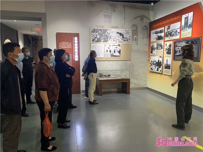 菏泽高新区马岭岗镇解北村组织党员接受红色教育