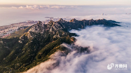 青岛上空现平流雾奇观 缥缈云雾宛如仙境_fororder_4_meitu_29