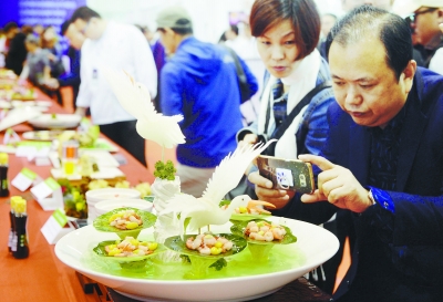 （食品图文）第七届中国（江苏）国际餐饮博览会在南京开幕