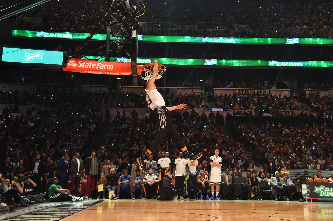 盘点扣篮大赛满分扣:乔丹称王 卡特永恒经典