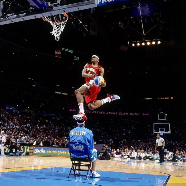 盘点扣篮大赛满分扣:乔丹称王 卡特永恒经典