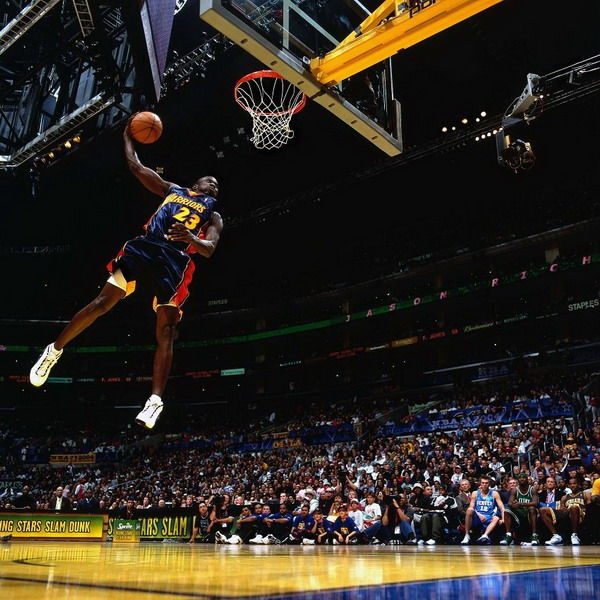 盘点扣篮大赛满分扣:乔丹称王 卡特永恒经典