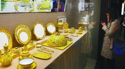 （社會廣角圖文）南京高淳陶瓷藝術作品展在南京甘家大院開展