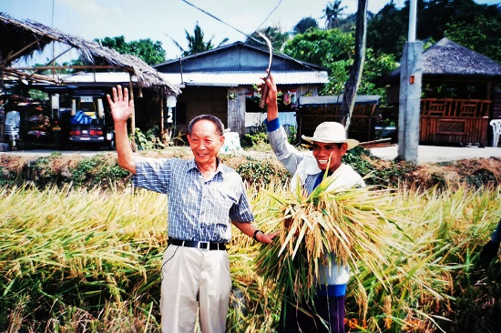 Pagtatanim ng punla ng pagkakaibigan; Damdamin ni Yuan Longping sa Pilipinas_fororder_20210528YuanLongping2550