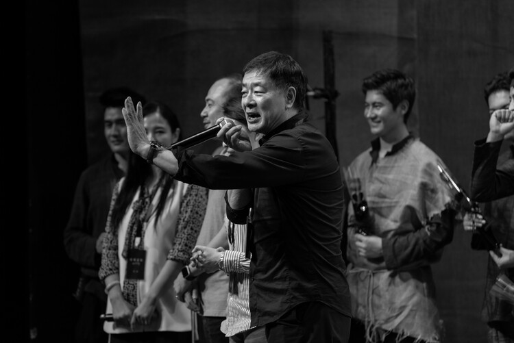 藏族大学生与《哈姆雷特》擦出别样火花_fororder_5B4A4983