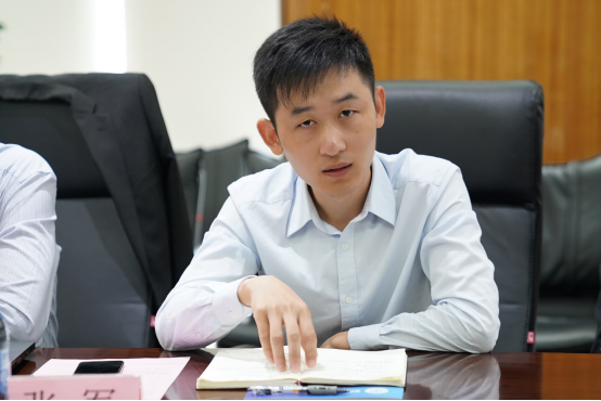 深圳市互金协会秘书长曾光一行到访小牛在线集团公司调研