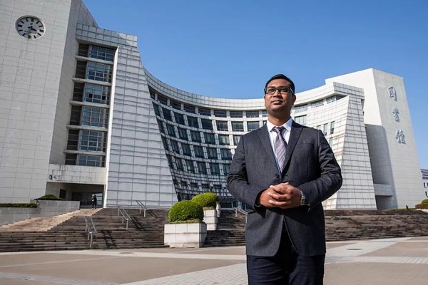 安东尼：在上海，我感觉自己离梦想更近了 | 百年大党-老外讲故事