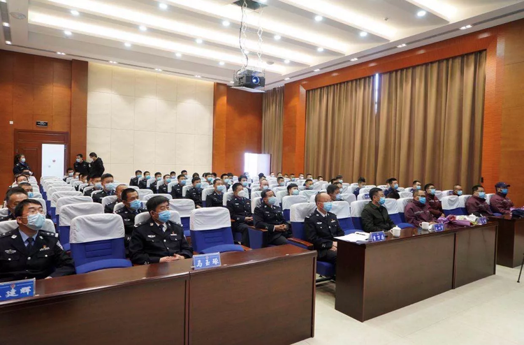 長白山公安局舉行吉林省支援湖北醫療隊“戰疫”英雄事跡分享會