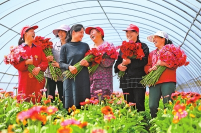 【我在中国当大使】“中国共产党致力于改善人民生活”