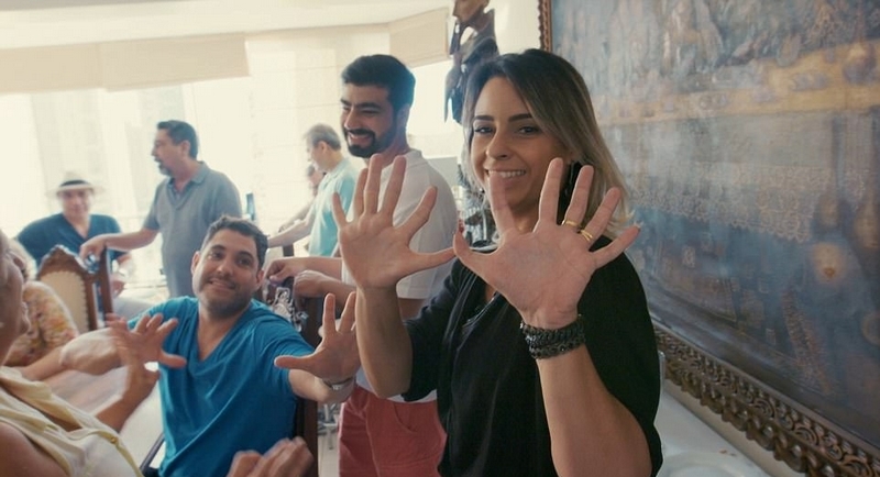 巴西“六指家族”迎小生命继承六指遗传