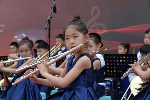 郑州市郑东新区康平小学举办庆“六一”系列活动