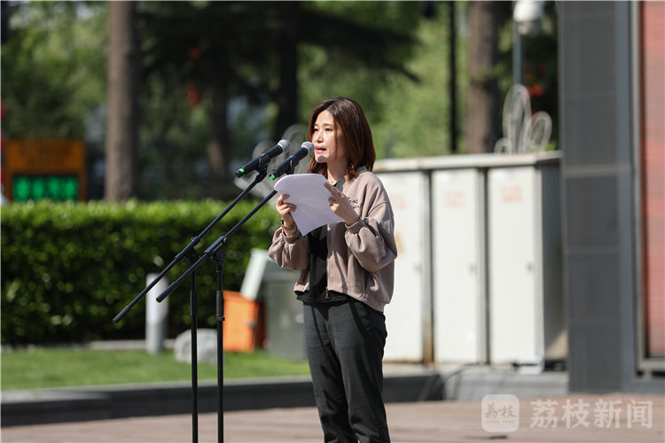 省委網信辦要求轉載(文體列表 三吳大地南京 移動版)“決勝全面小康 遇見美好生活”官網上線暨長三角原創短視頻大賽啟動儀式在寧舉行