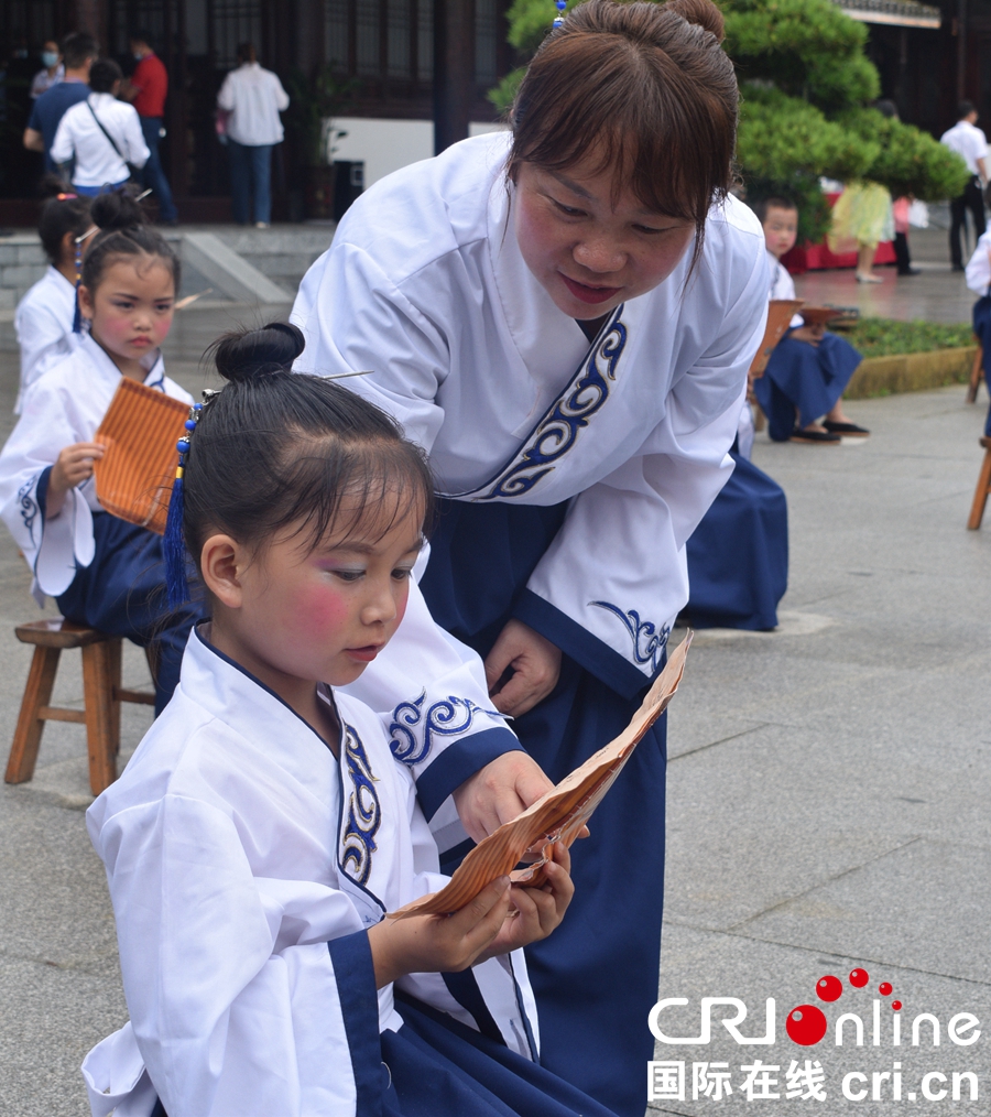 （原创）黔东南天柱：展现独特魅力 发挥文化旅游优势_fororder_组图3