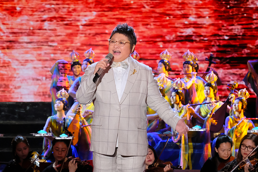 韩红唱响千年之约天籁之音献礼党的十九大