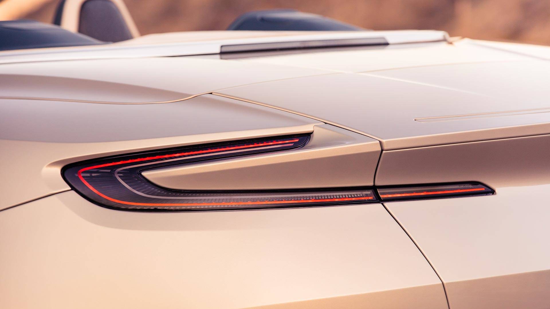 图片默认标题_fororder_阿斯顿马丁4