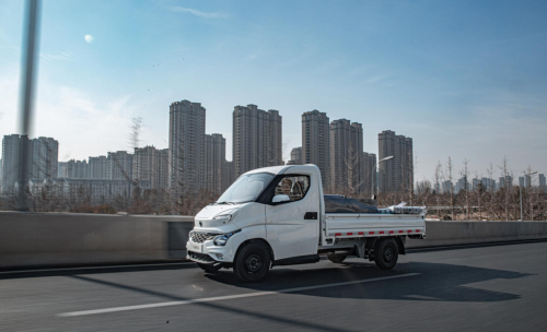 快乐一触即发 飞碟汽车“我是卡车人”报名开启