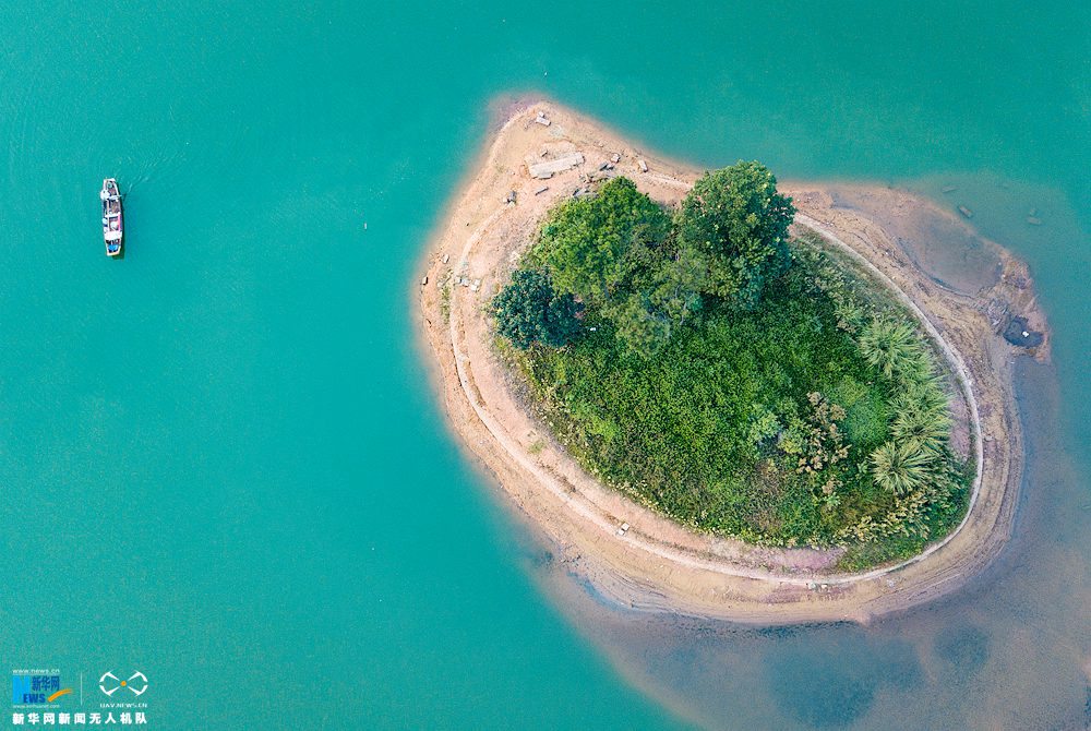 【焦点图】无人机之旅|半城山色半城湖 航拍重庆唯美湖泊