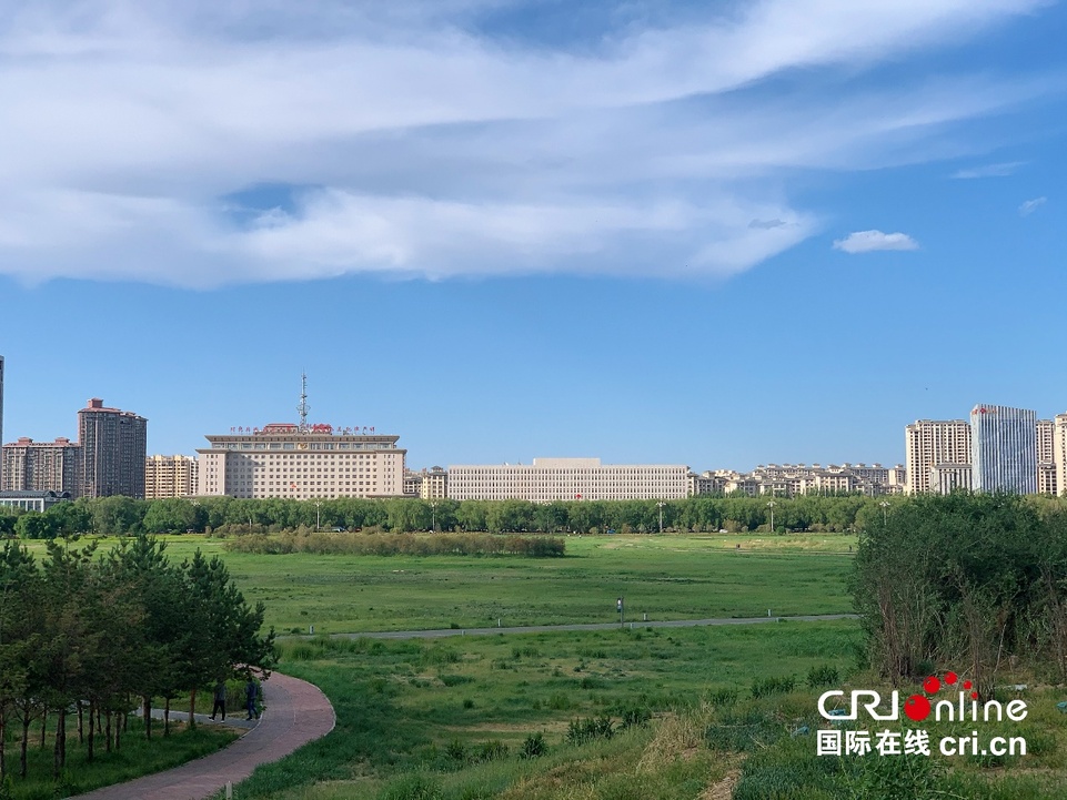 【大国小鲜@新发展理念】赛汗塔拉,城市中心的美丽草原