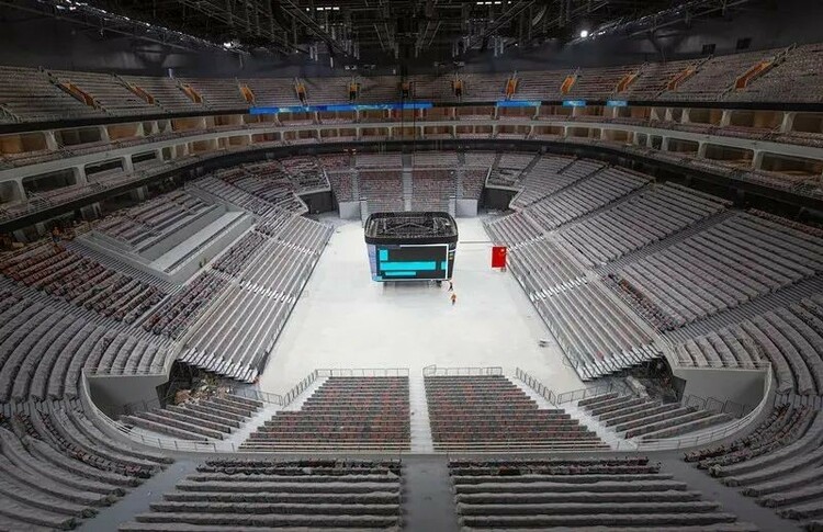 （转载）四川省香港商会企业家走进凤凰山体育公园 畅谈眼中的新成都