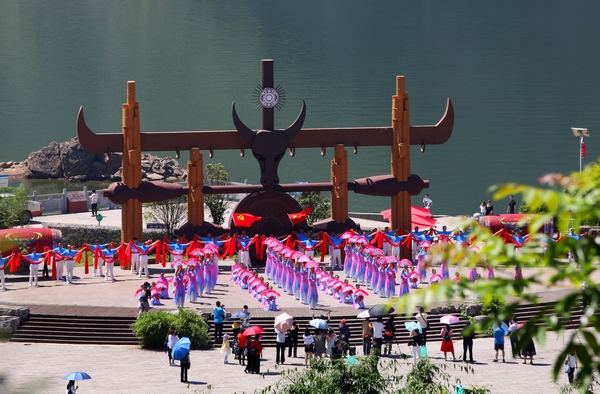（中首）贵州旅游业持续复苏1-5月接待游客达2.59亿人次