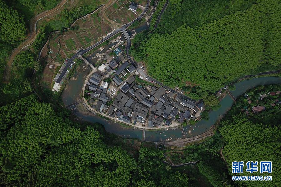 浙江桐庐：“深闺”山村打造创意慢生活