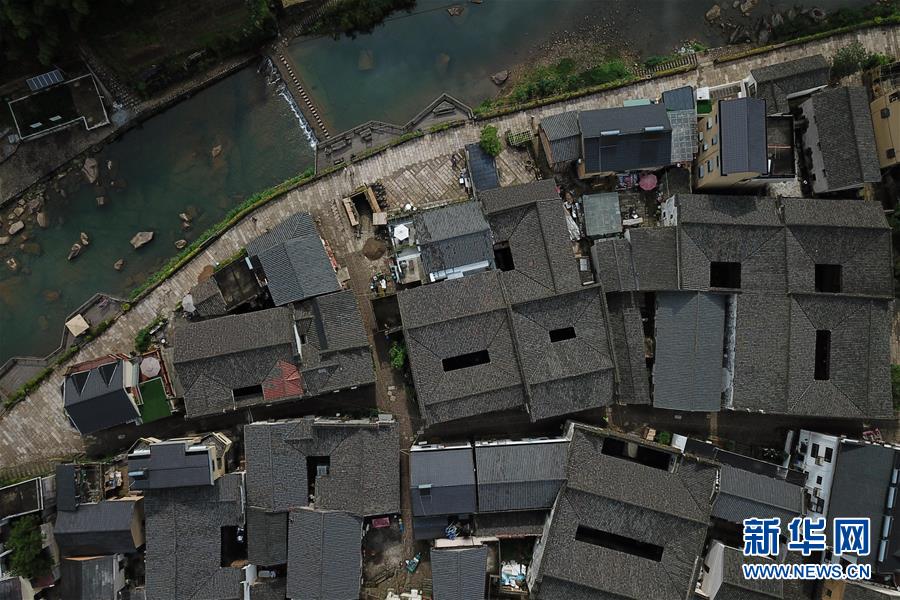 浙江桐庐：“深闺”山村打造创意慢生活