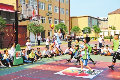 【亲子-文字列表】项城市小篮球联赛在工业路小学开赛