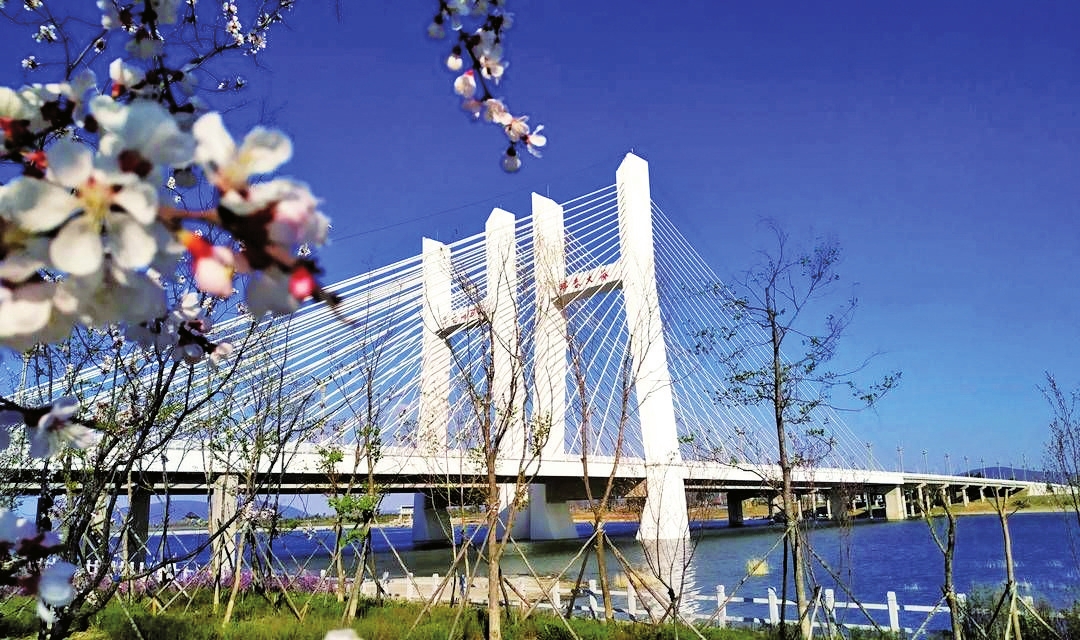 浓墨重笔绘新城——延边州珲春市创建全国文明城市纪实