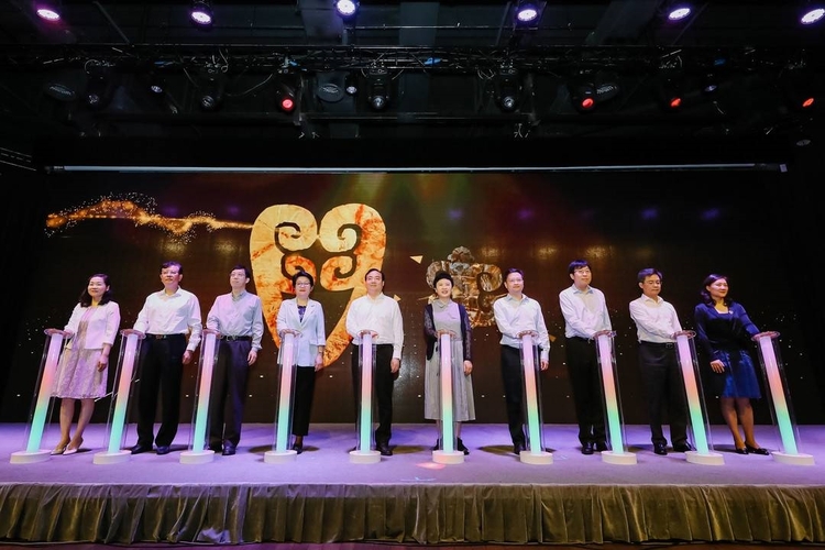 （转载）三星堆·金沙遗址文物沪上首展！开启新一轮全国巡展序幕