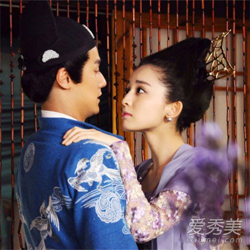 新晋“狐妖”扎堆剪短发 杨幂娜扎陈瑶谁最美？