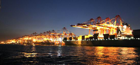 中国港口惊艳全球 创下多个世界第一