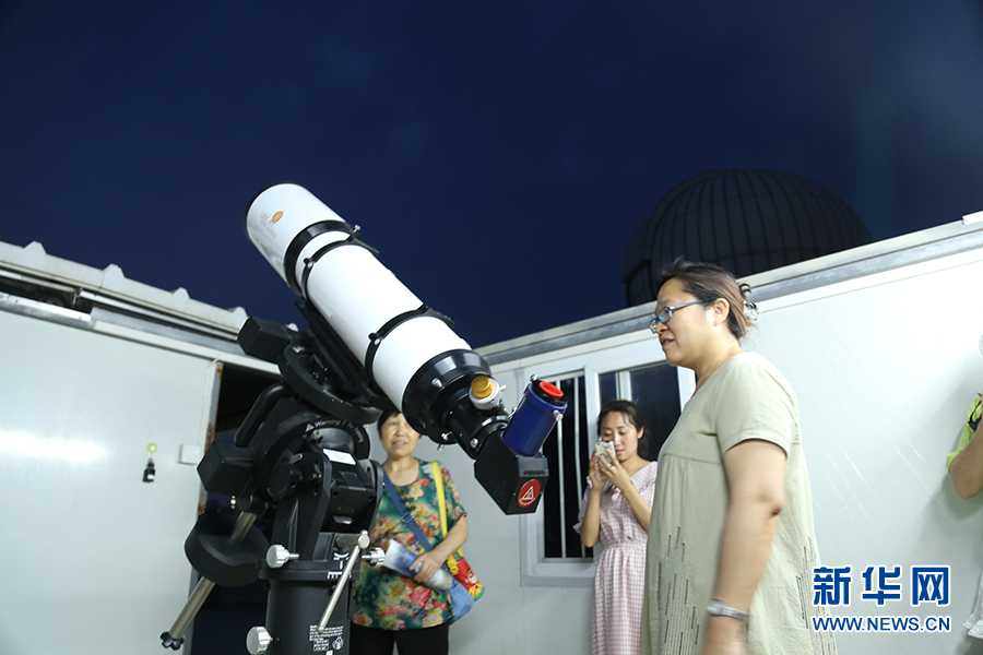 “科学之夜”科普活动在河北师范大学举办