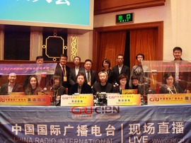 国际台多语种直播团队在北京人民大会堂准备就绪_fororder_ne20171018017
