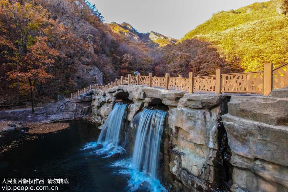 辽宁本溪关门山山风水韵 大自然美丽的调色板